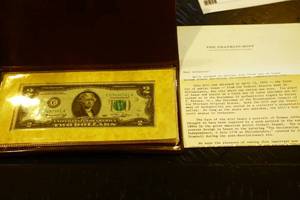 lot 87 image: Franklin Mint 1976 Two Dollar Bill