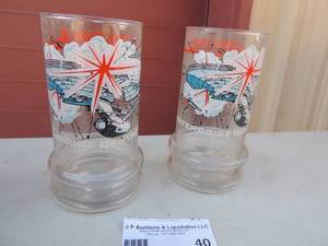 lot 40 image: 1984 Star Trek Glasses x 2