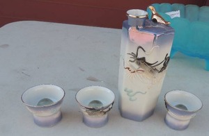 lot 7 image: Whistling Bird SAKE decanter with  special SAKE cups