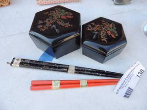 lot 138 image: Japanese Luster Wear 3 nesting boxes and  2sets chopsticks