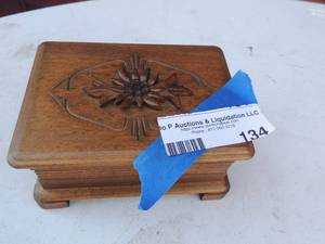 lot 134 image: REUGE Music box