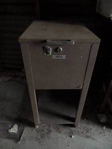 lot 142 image: File drawer on rollers flip top
