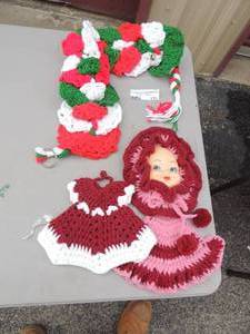 lot 171 image: Hand crochet doll dress,, doll, and door hanger