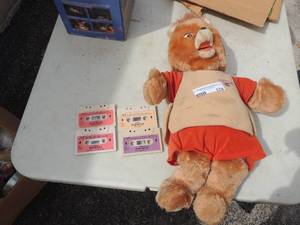 lot 174 image: Teddy Ruckspin and 4 tapes