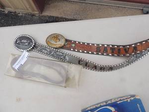 lot 182 image: Kids western belts with buckles