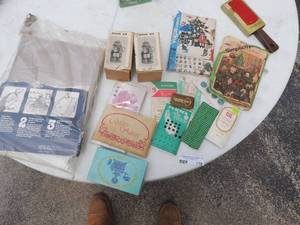 lot 178 image: Sewing notions and kits plus patterns, washing machine bag and more