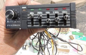 lot 179 image: Fulton 5 band graphic equalizer for car audio