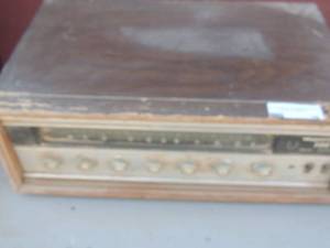 lot 16 image: VINTAGE MAGNAOX 500 STEREO