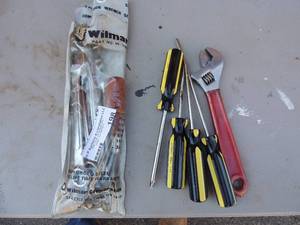 lot 198 image: Tools folding yard stick, stapler, C clamp, compass