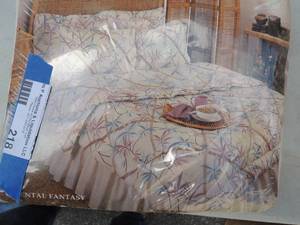 lot 218 image: Double size Danville sheet set 4 pieces