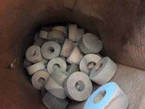 lot 224 image: WOOD DISCS 1 12  FULL BOX