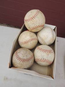 lot 229 image: SOFTBALLS