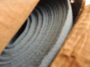 lot 256 image: Gray screen material 4x100 feet