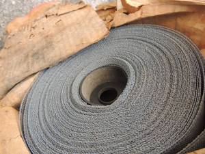 lot 259 image: Gray screen material 30x100 feet