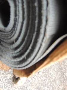 lot 262 image: Gray screen material 30x100 feet