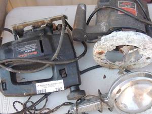 lot 283 image: Black and decker router, jigsaw and lights