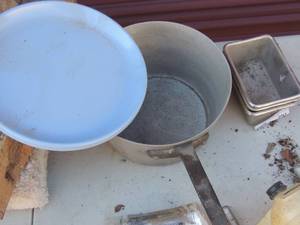 lot 291 image: Large saucepan and blue plates