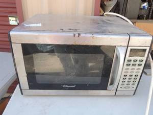 lot 309 image: Emerson microwave