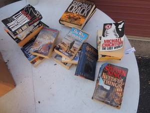 lot 318 image: Book lot