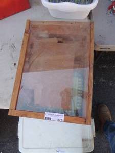 lot 325 image: Wood box of inserts