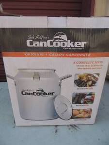 lot 341 image: NIB Seth McGinns 4 gallon Can Cooker
