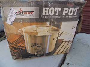 lot 342 image: Camp chef HOT POT 20 quart with spigot