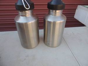 lot 346 image: Stainless 1 liter bottles x2