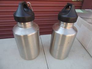 lot 369 image: 1 liter water bottle stainless x 2