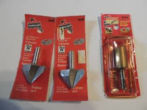 lot 461 image: Router bits 8 v groove x2 916 straight
