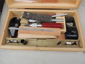 lot 435 image: X-ACTO  KNIFE SET