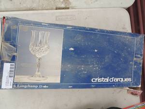 lot 445 image: Long champ 25 Cristal DArques x 6