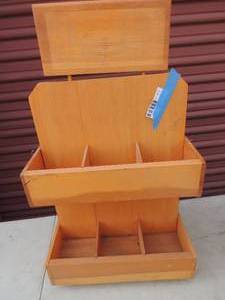 lot 470 image: Double sided cubby shelf