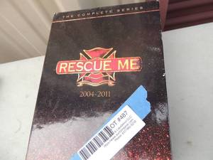 lot 487 image: RESCUE ME - 2004-2011 The series