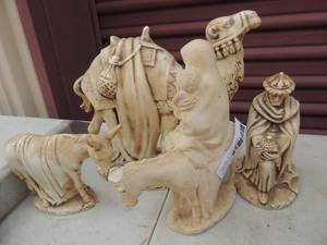 lot 503 image: Part of NATIVITY  Set