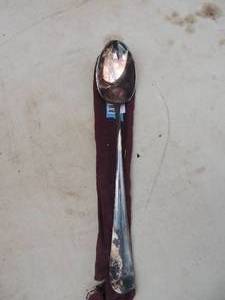 lot 475 image: Large silverplate serving spoon