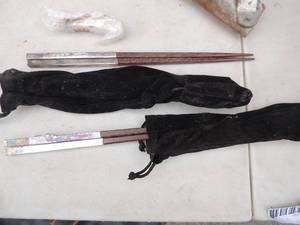 lot 528 image: Stainless chopsticks in leather case x 2