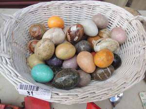lot 555 image: polished stone eggs x 31