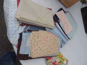 lot 619 image: Fabric