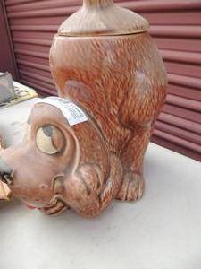 lot 622 image: McCoy thinking dog cookie jar 0272