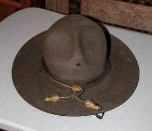 lot 8 image: vintage Stetson campaign hat, commonly referred to as a lemon squeezer