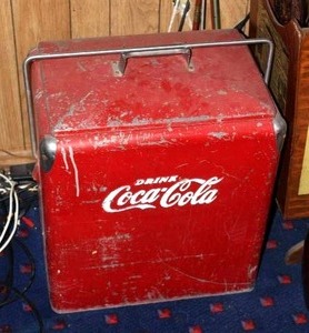 lot 116 image: vintage 1940s-1950s Coca-Cola metal cooler manufactured by Progress