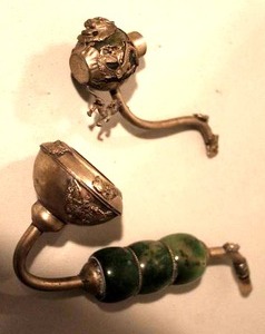 lot 139 image: antique Chinese opium pipes