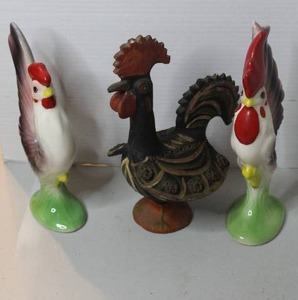lot 215 image: vintage Russian hand-painted papier-mch black rooster figurine Stamped on the bottom MADE IN PORTUGAL & porcelain rooster figurines