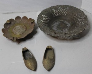 lot 315 image: vintage Mexican folk art ashtray &  vintage brass shoe-shaped ashtrays &  German 800 sterling silver center bowl featuring a pierced floral and lattice design