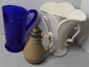 lot 316 image: vintage Hazel Atlas cobalt blue glass measuring pitcher & antique Victorian-era ironstone syrup pitcher with a hinged pewter lid & vintage Rumrill pottery vase