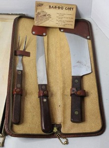 lot 325 image: vintage 1950s BBQ Chef set with a zippered leather case