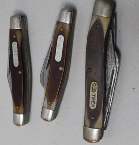 lot 339 image: three Schrade Old Timer pocket knives