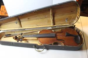 lot 352 image: violin see pictures for details
