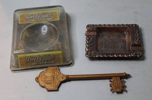 lot 395 image: vintage Kentucky souvenir ashtray made in the USA & vintage 1933 Chicago Worlds Fair Century of Progress souvenir key & vintage Dr. Pepper collectible