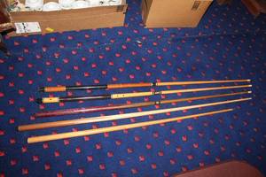 lot 466 image: collection of house cues